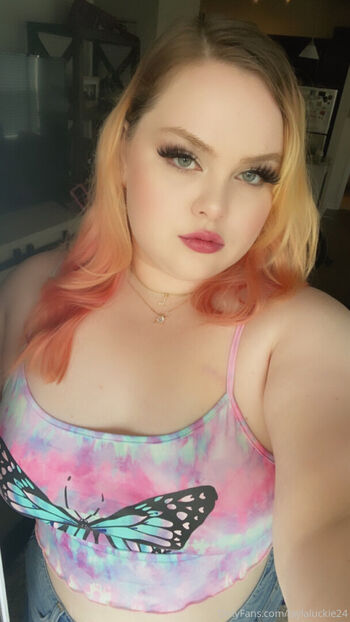 laylaluckie24