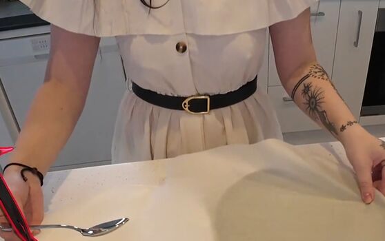 Layna Lazar