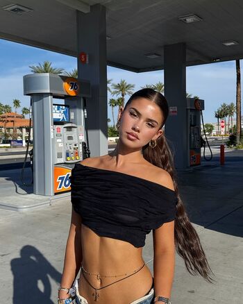 Leah Halton