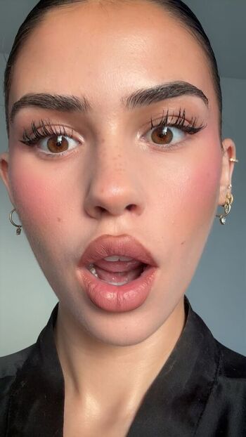 Leah Halton