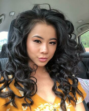 Leah Lewis