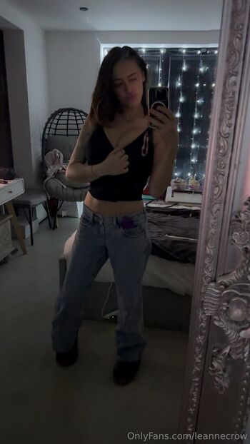 leannecrow