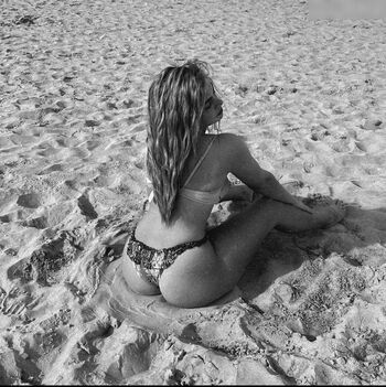 leasophie_official98
