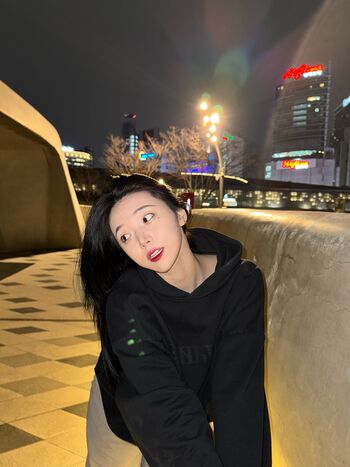 Lee Yeonwoo