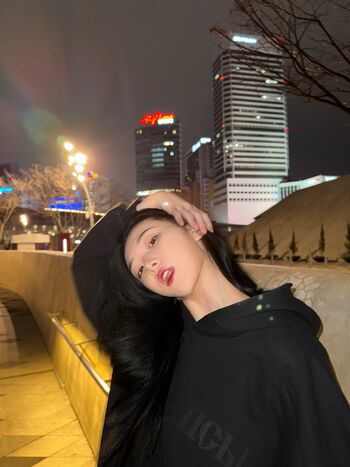 Lee Yeonwoo