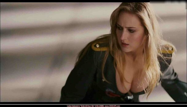 Leelee Sobieski