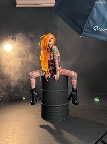 Lena Scissorhands