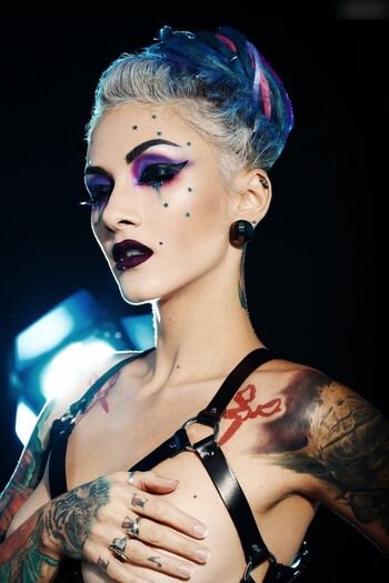 Lena Scissorhands