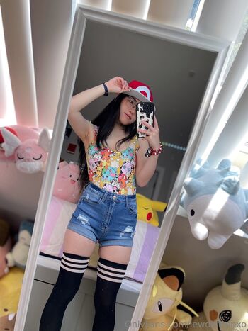 Lewdkittenxo