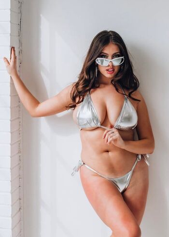 Lexi Winters