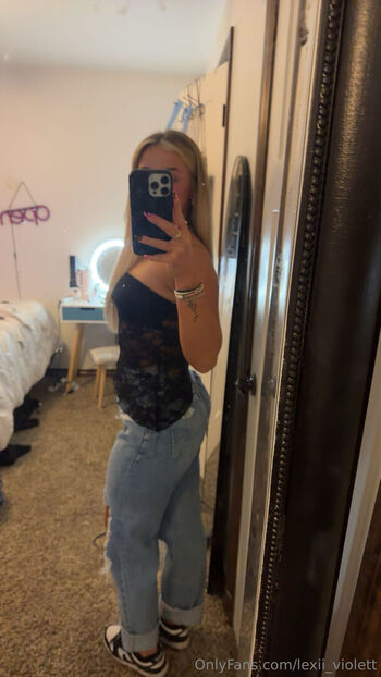 Lexii_violett