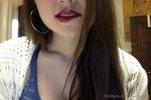 lexiloveyxo