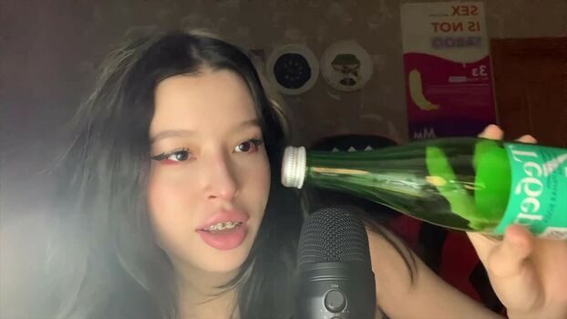 Lezzy Bunny ASMR