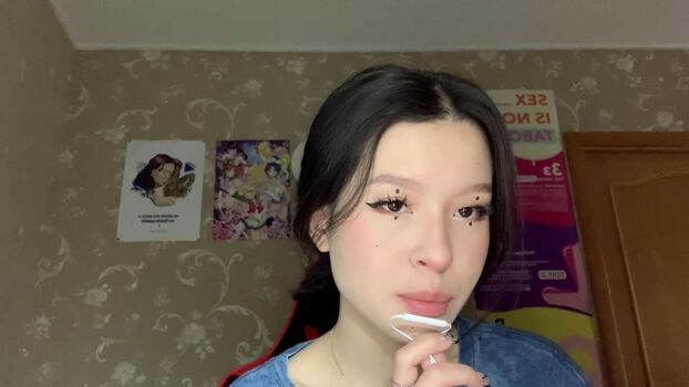 Lezzy Bunny ASMR