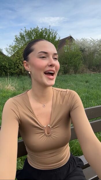 Lia Roul