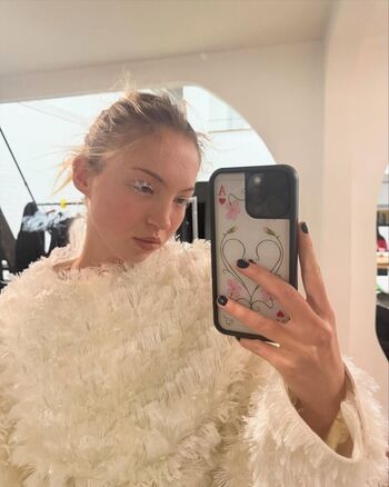 Lila Moss