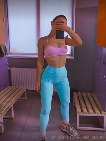 lilaaa_techno