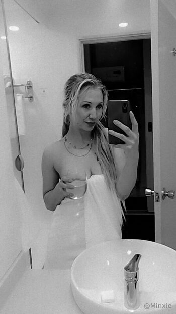lilbabyminx