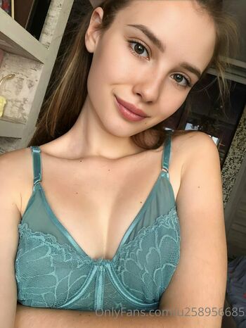 lili_lam
