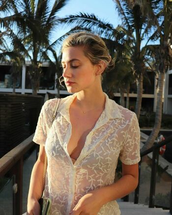 Lili Reinhart