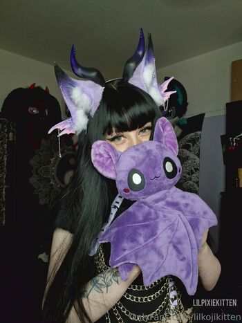 lilkojikitten