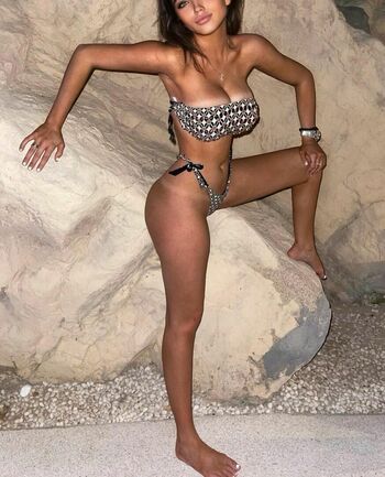 Lilli C