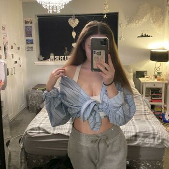 Lilly N
