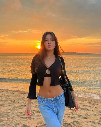 Lily Chee
