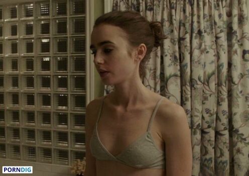 Lily Collins