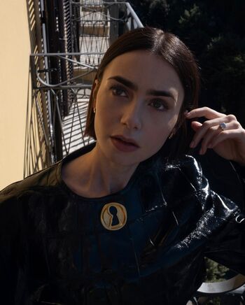 Lily Collins