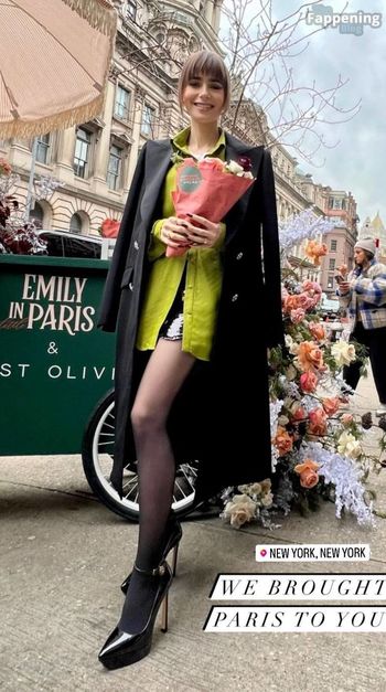 Lily Collins