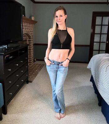 Lily Devyne