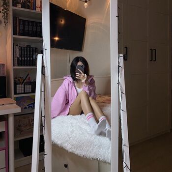 lily.jpg