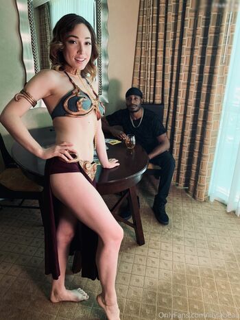 Lily LaBeau