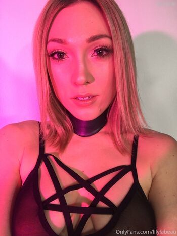 Lily LaBeau