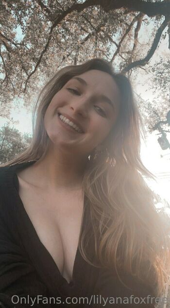 lilyanafoxvideostore