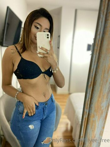 lilyee_free
