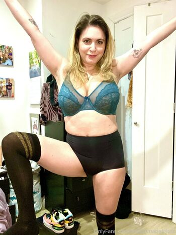 lindsaymariefelton