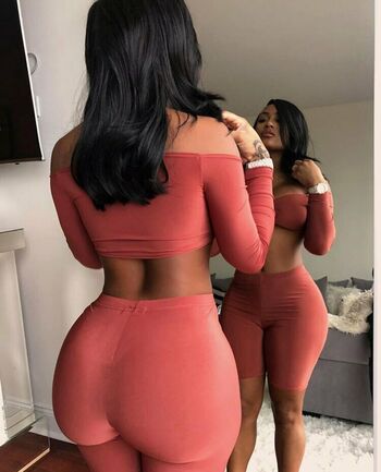 Lira Galore