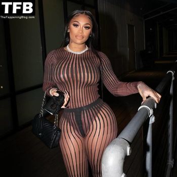 Lira Galore