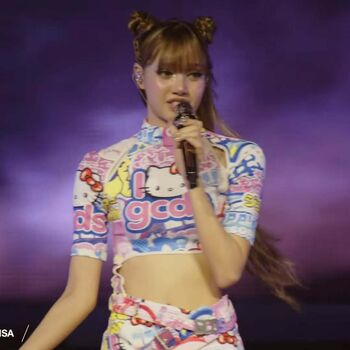 Lisa Blackpink