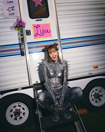Lisa Blackpink