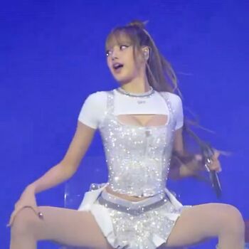 Lisa Blackpink