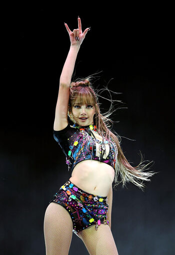 Lisa Blackpink