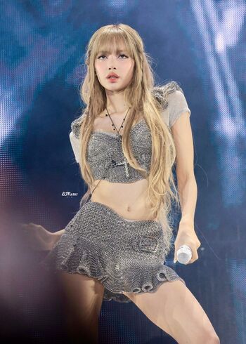 Lisa Blackpink