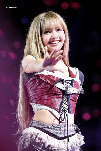 Lisa Blackpink