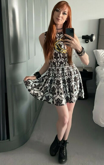 Lisa Foiles