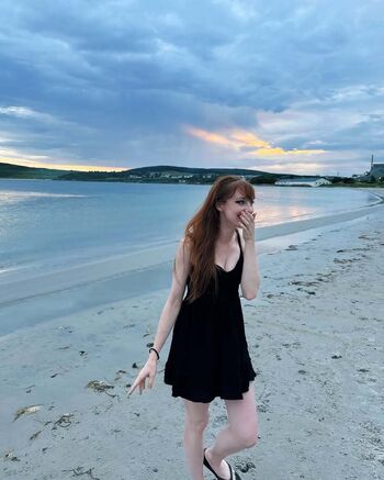 Lisa Foiles