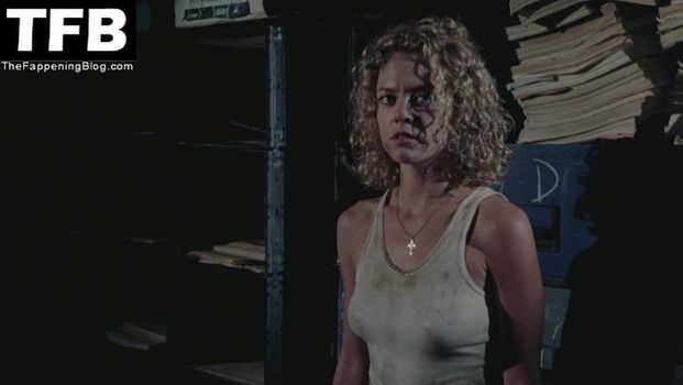 Lisa Robin Kelly