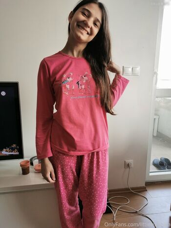 Little Nika aka littlecutenika
